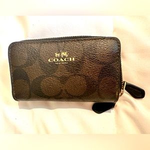 Coach signature canvas leather zip card holder